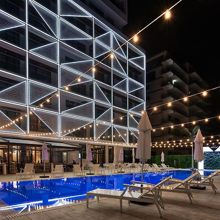 Nyota Hotel & Conference Center Mamaia Esterno foto