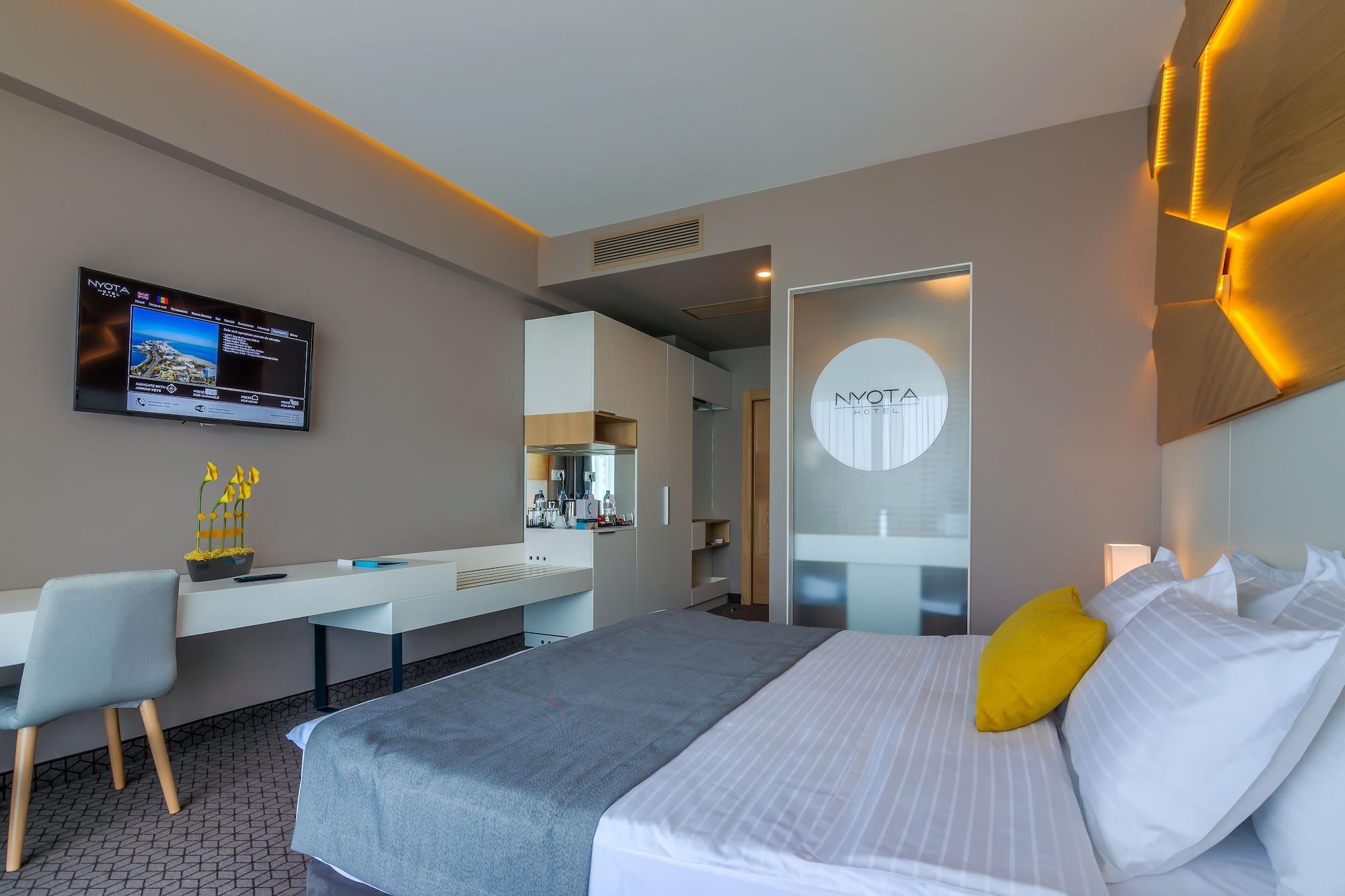 Nyota Hotel & Conference Center Mamaia Esterno foto