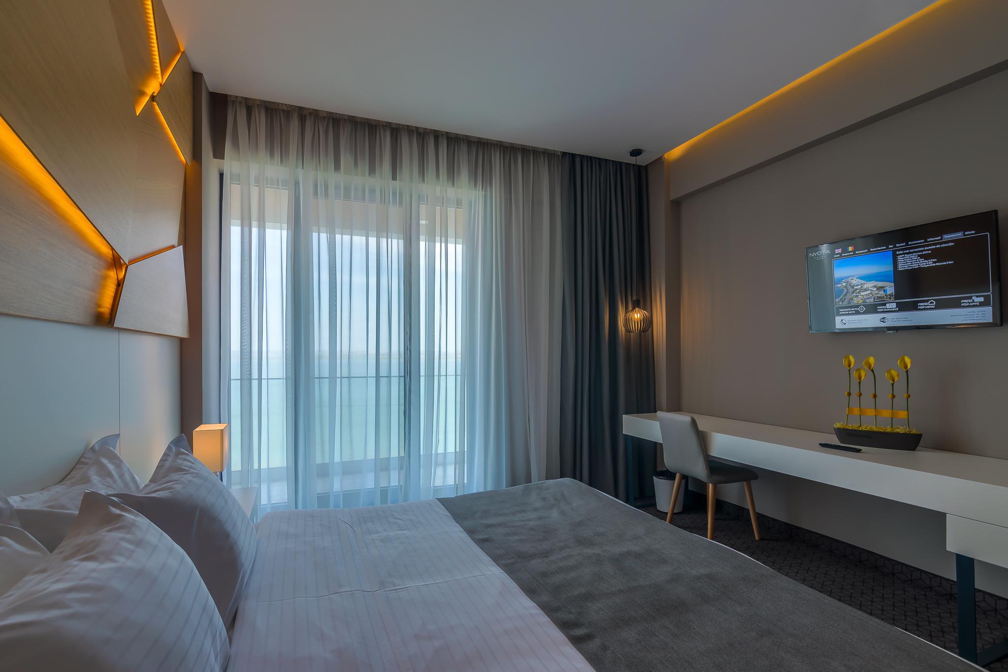 Nyota Hotel & Conference Center Mamaia Esterno foto