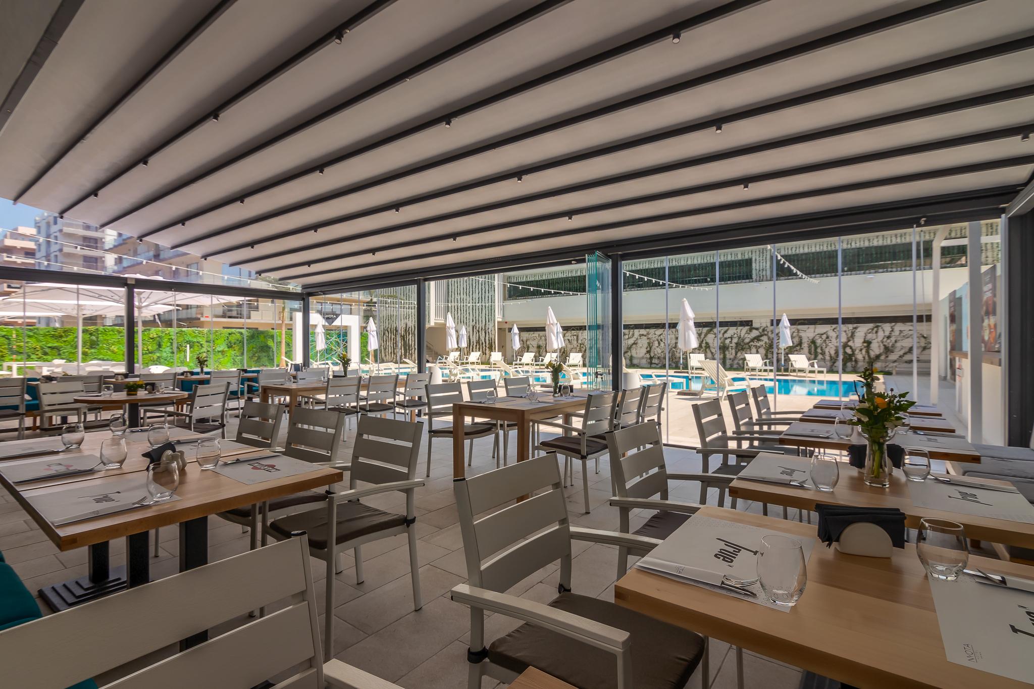 Nyota Hotel & Conference Center Mamaia Esterno foto